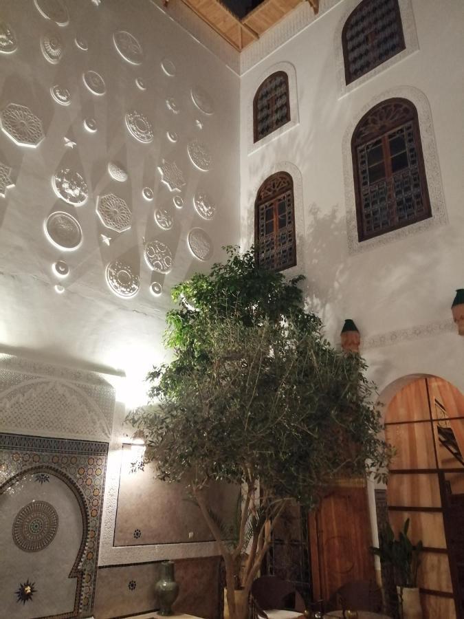 Riad Attarine Фес Екстериор снимка