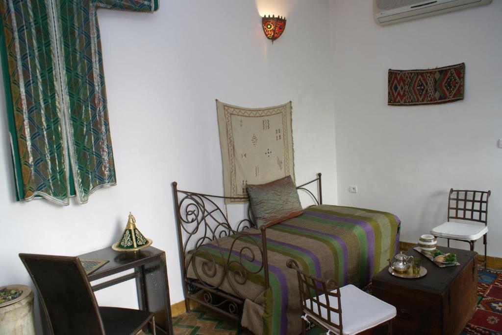 Riad Attarine Фес Стая снимка