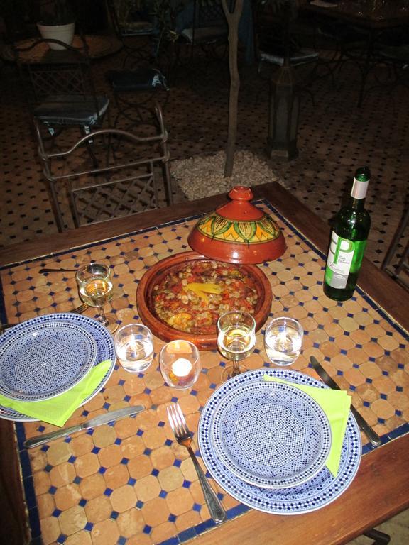 Riad Attarine Фес Екстериор снимка