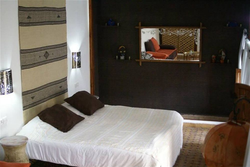 Riad Attarine Фес Екстериор снимка